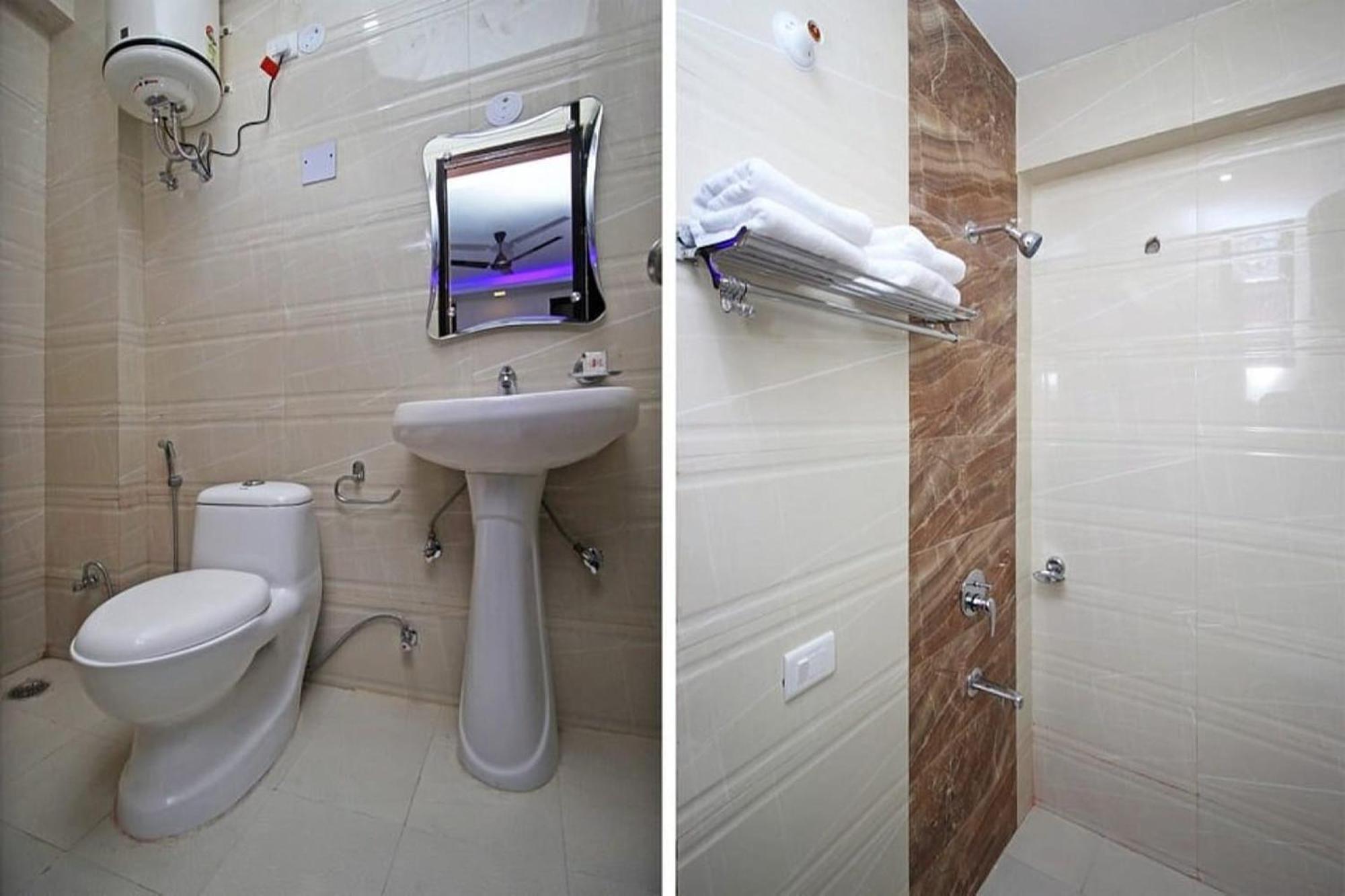 Hotel Tourist Palace New Delhi Bagian luar foto